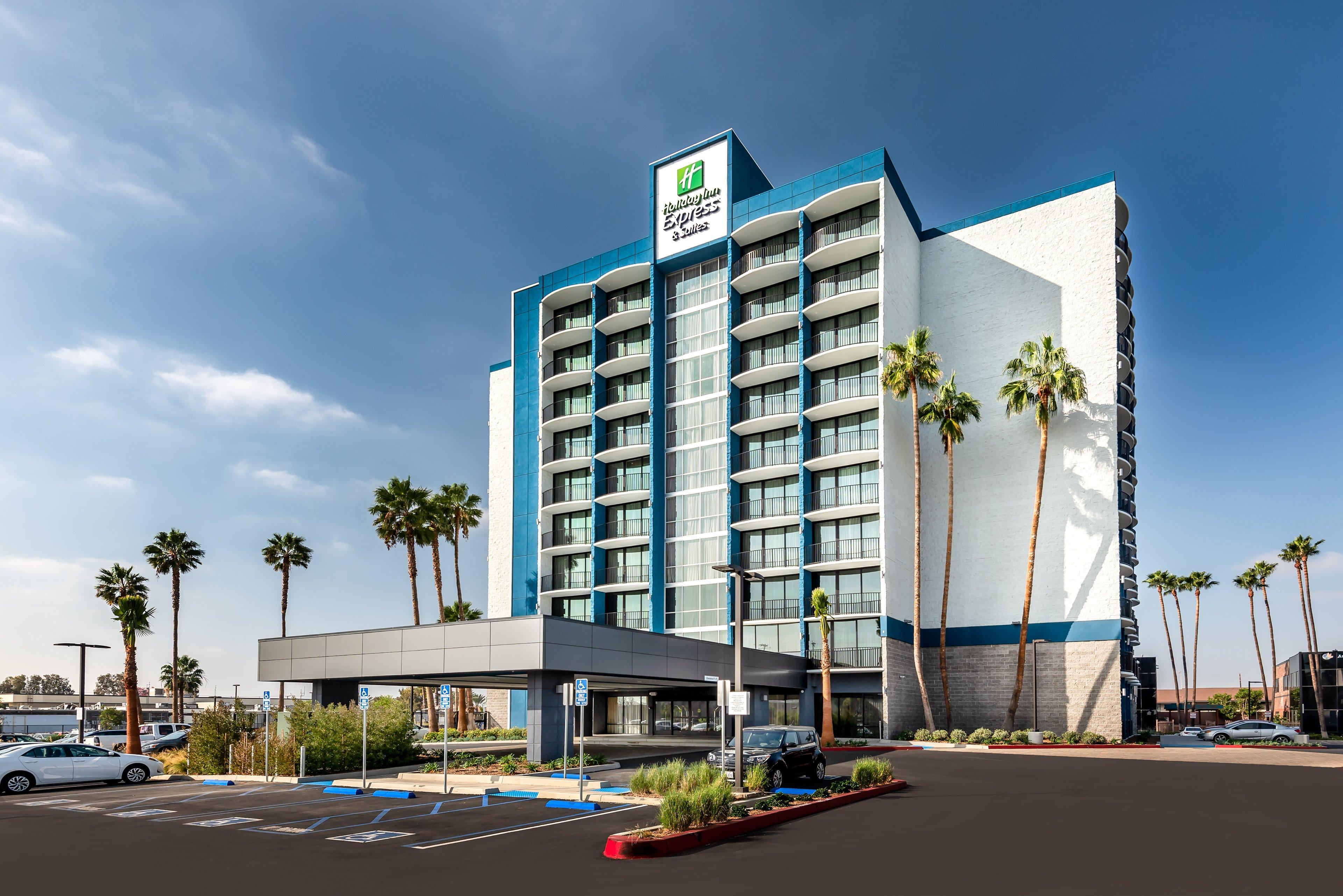 Holiday Inn Express & Suites Santa Ana - Orange County By Ihg Экстерьер фото
