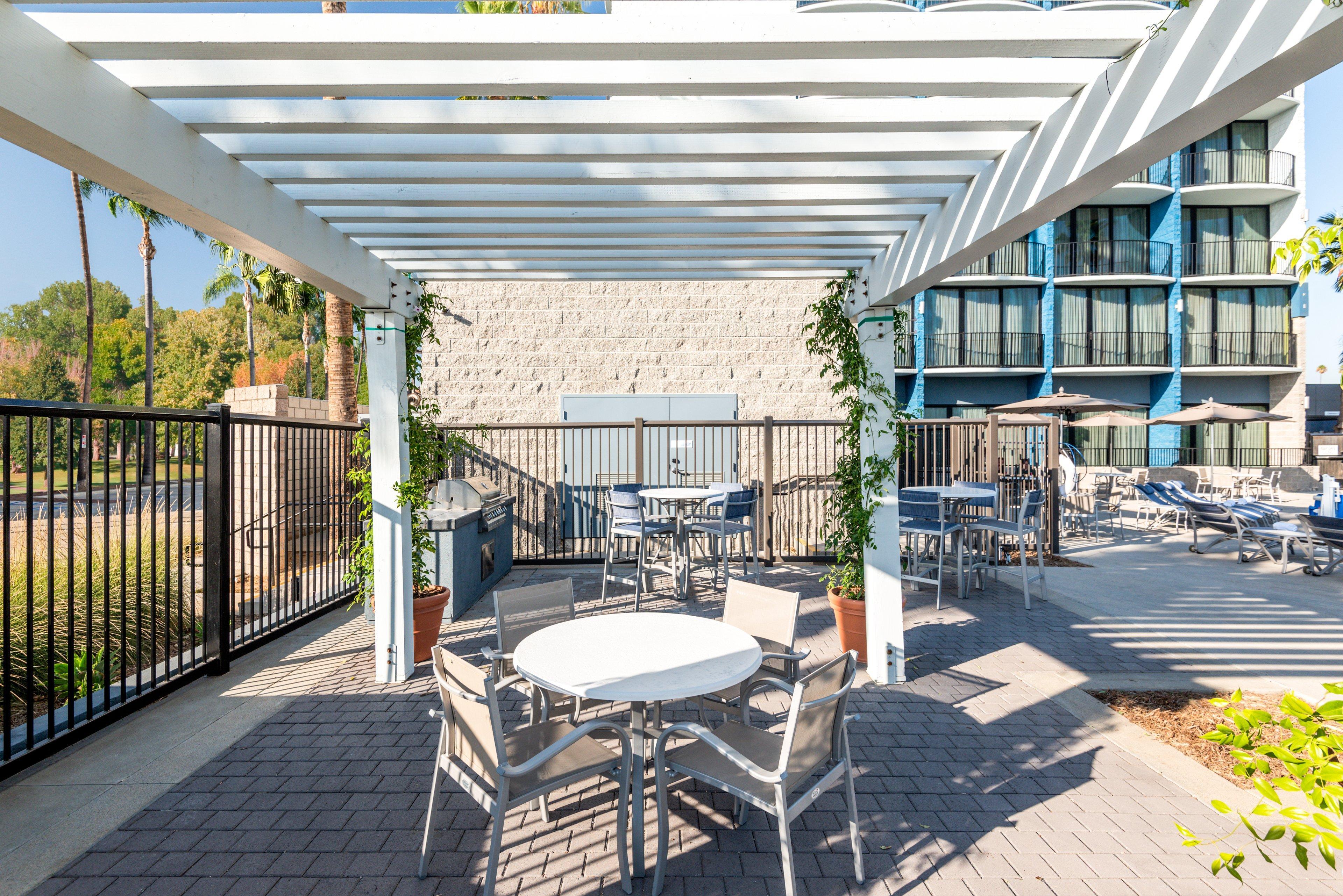 Holiday Inn Express & Suites Santa Ana - Orange County By Ihg Экстерьер фото