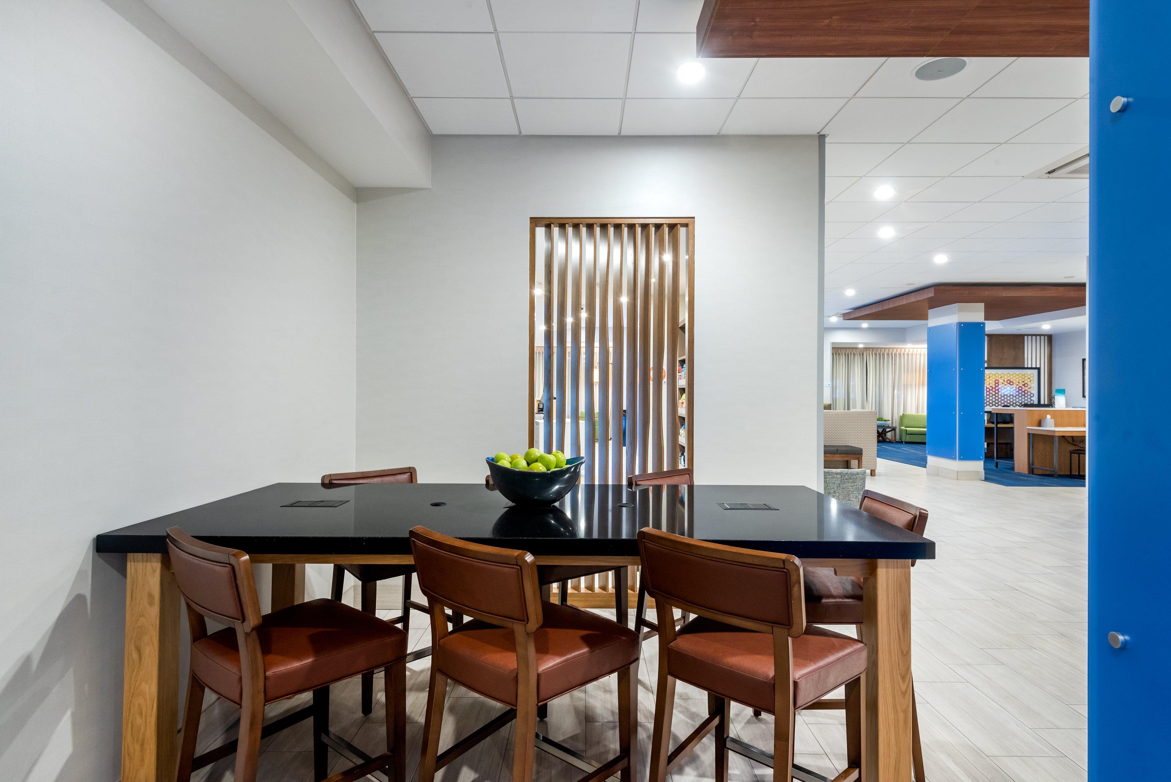 Holiday Inn Express & Suites Santa Ana - Orange County By Ihg Экстерьер фото
