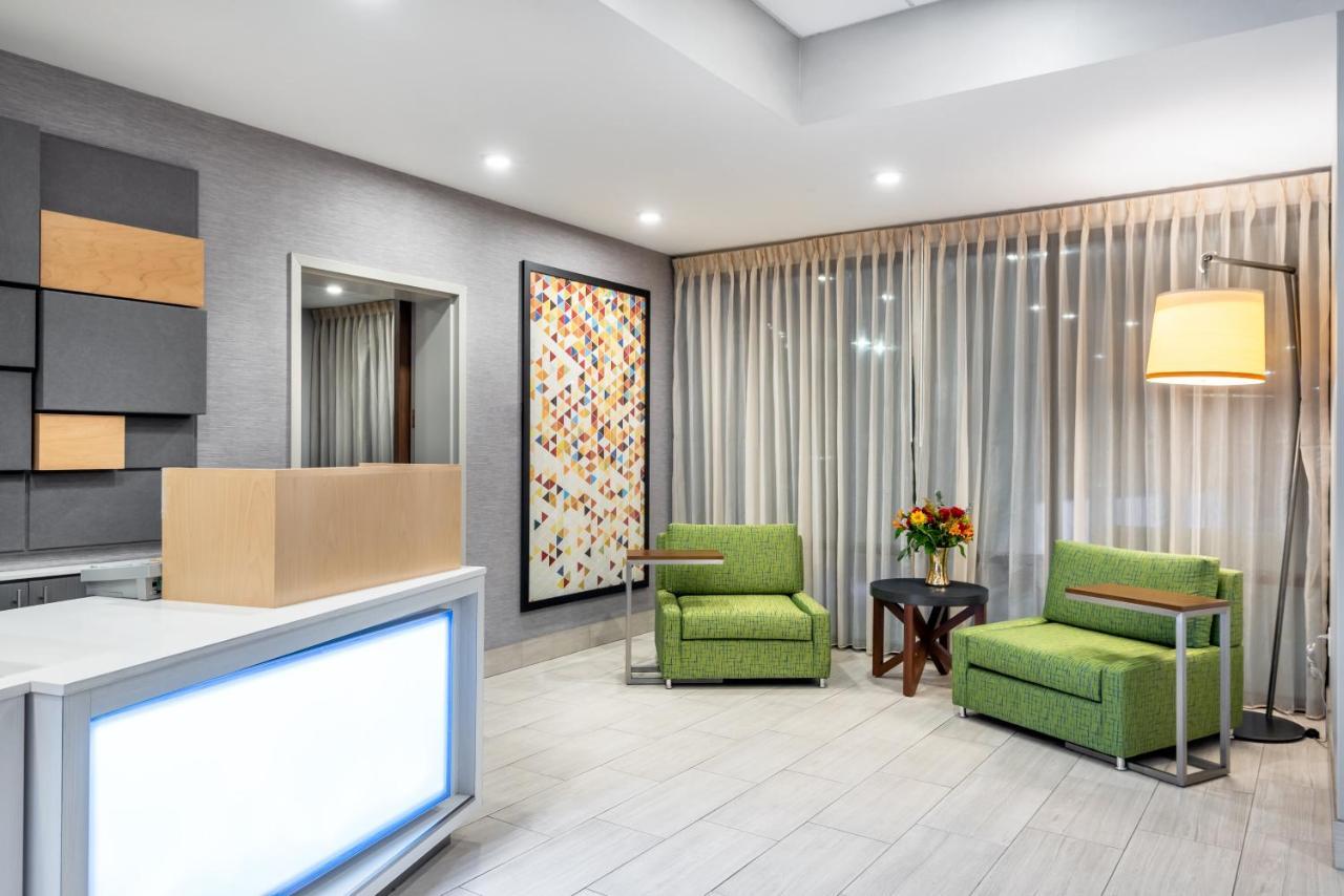 Holiday Inn Express & Suites Santa Ana - Orange County By Ihg Экстерьер фото